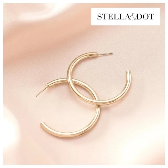 Stella Dot Jewelry Stella Dot Everything Hoops One Size